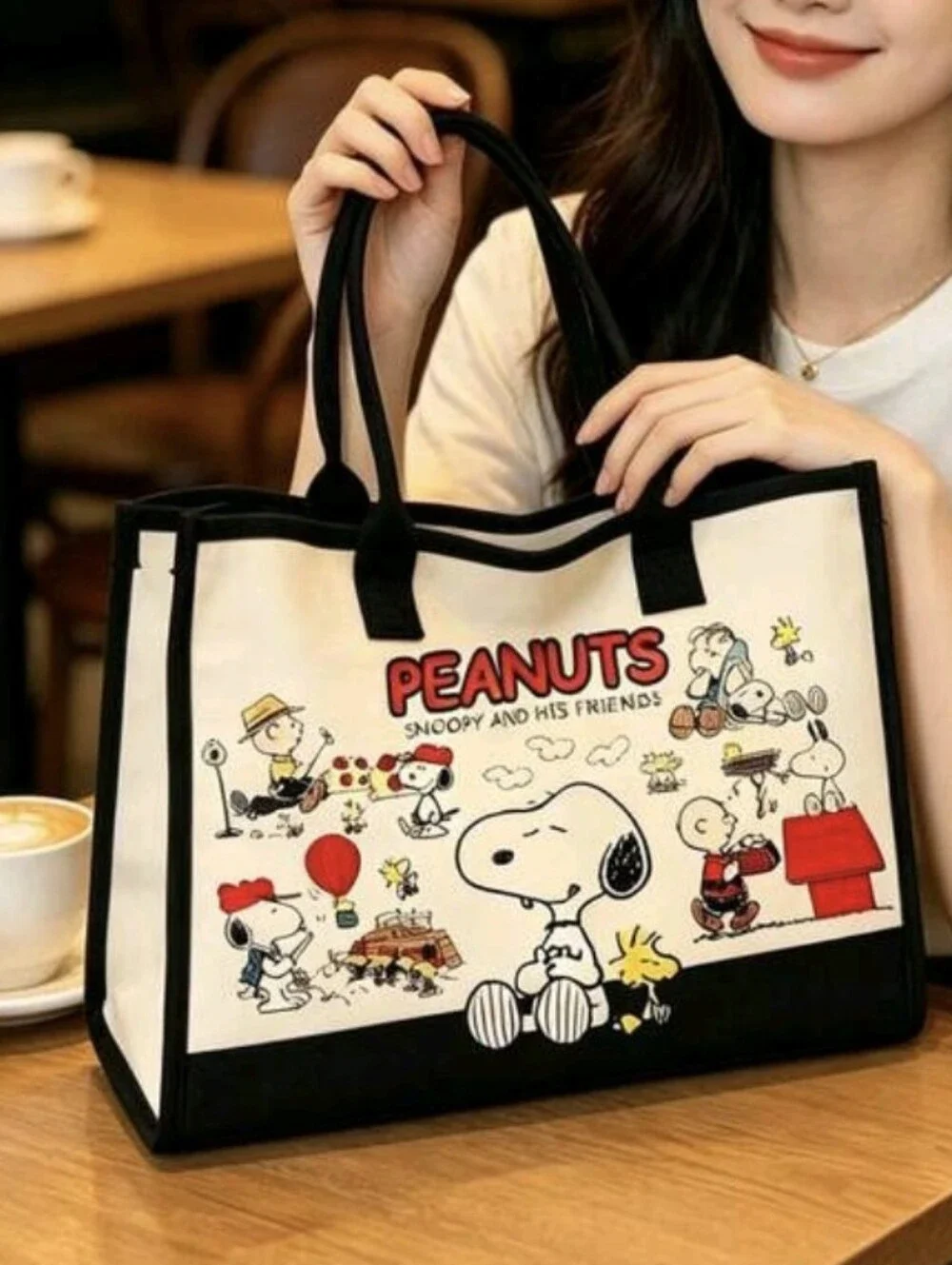Snoopy Canvas Tote Bag - Picture 2 of 5